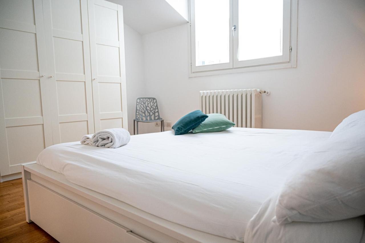 Ferienwohnung Trilocale Zona Farini/Isola Mailand Exterior foto